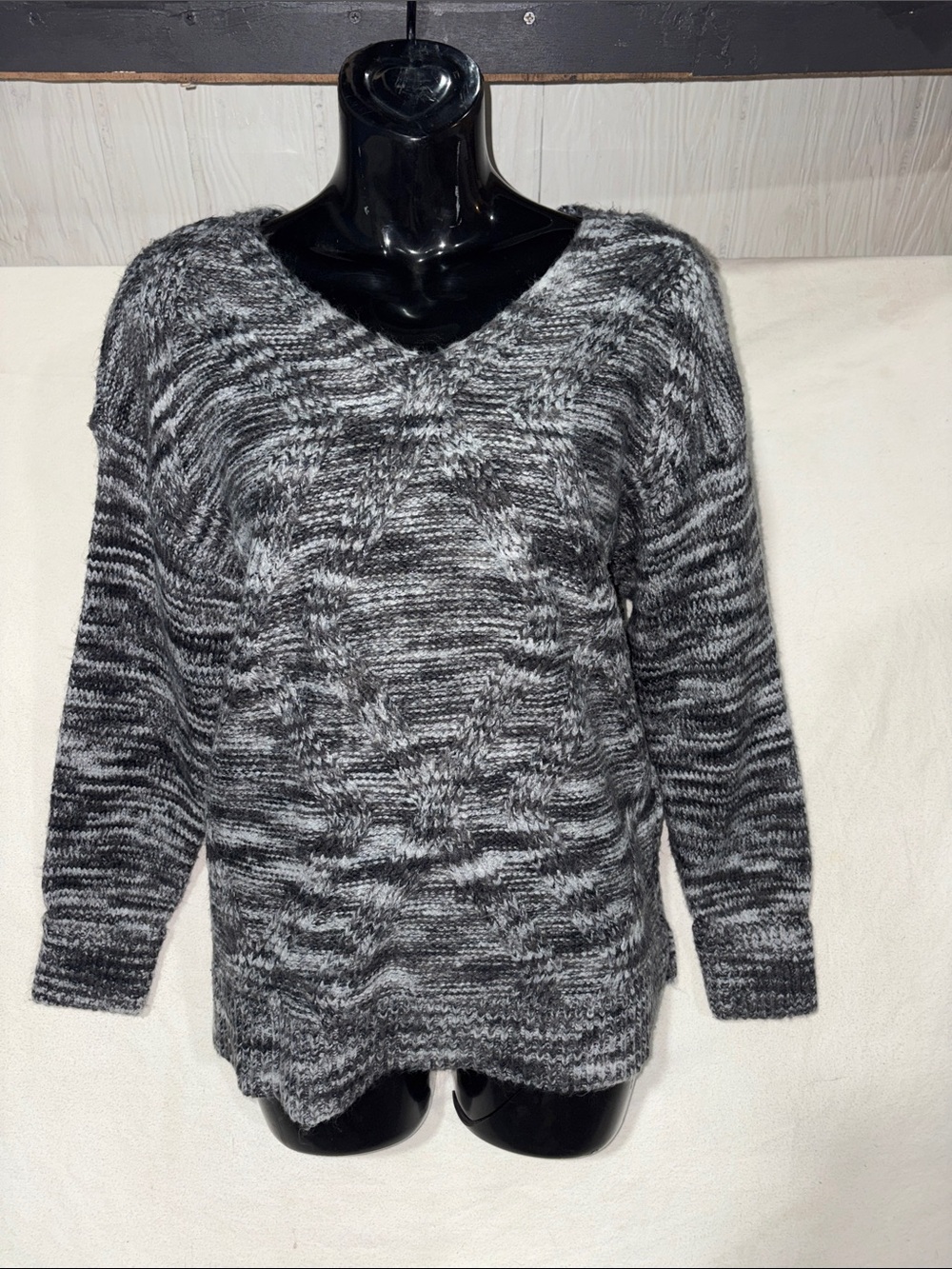 ana A New Approach Gray Charcoal Marled V Neck Pullover Sweater Size M